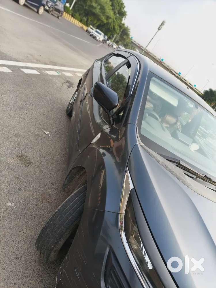 Tata Altroz Xe Petrol 2021