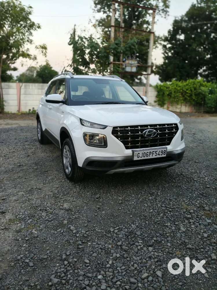 Hyundai Venue S 1.2 Petrol, 2021, Petrol