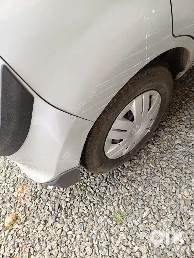 Maruti Suzuki 800 2013