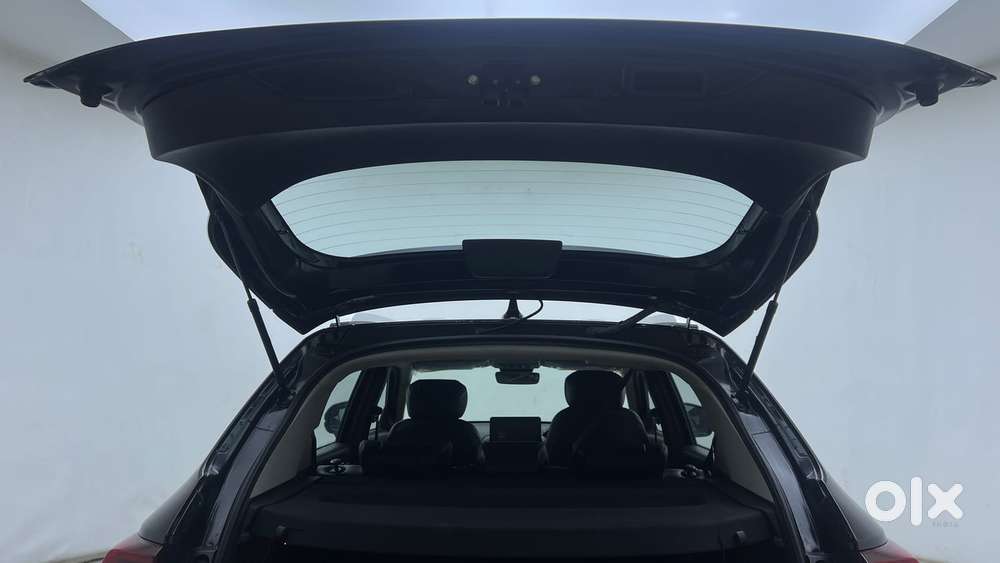 Honda Elevate Signature Black Edition Zx Cvt, 2025, Petrol