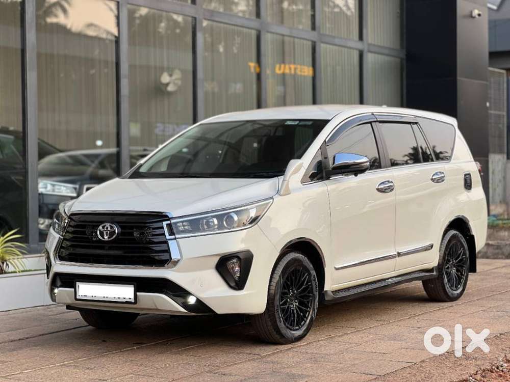 Toyota Innova Crysta 2.4 G Mt, 2022, Diesel