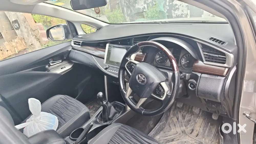Toyota Innova Crysta Vx Mt 2018
