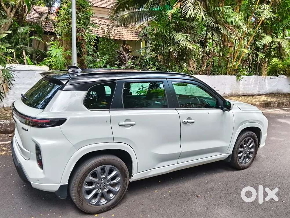 Maruti Suzuki Grand Vitara Alpha Automatic 2022 Petrol 29000 Km Driven