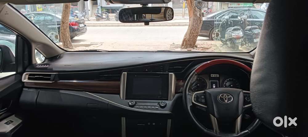 Toyota Innova Crysta 2.4 Z 7 Str, 2017, Diesel