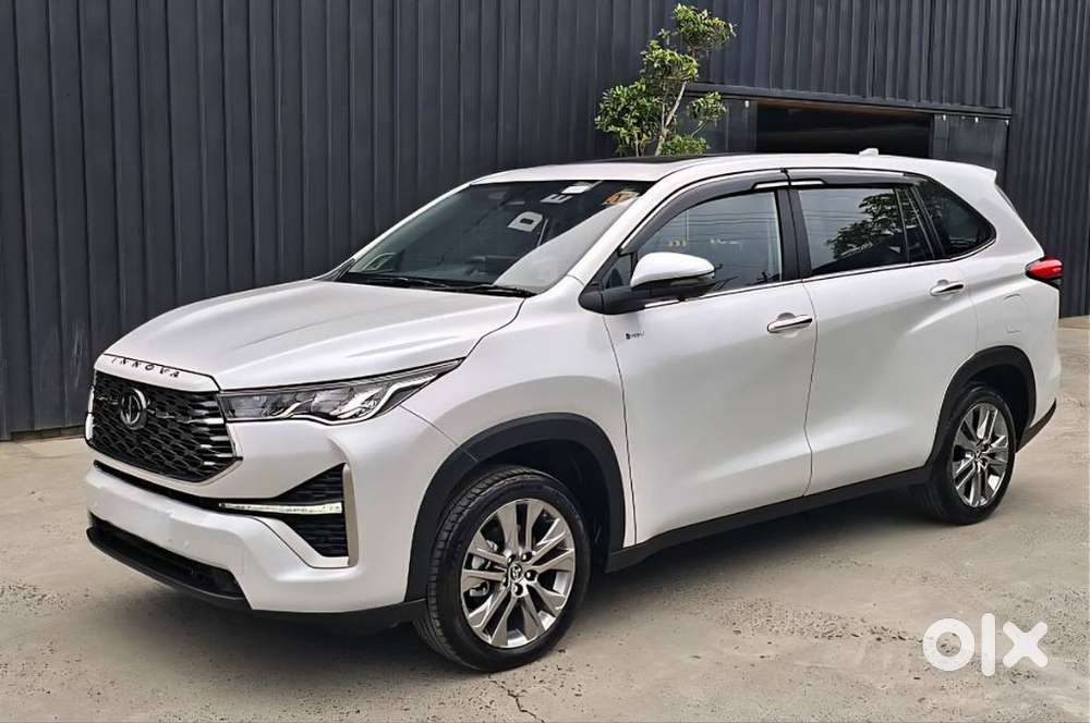 Toyota Innova Hycross 2.0 Zx (o) Hybrid 7 Str, 2024, Cng & Hybrids
