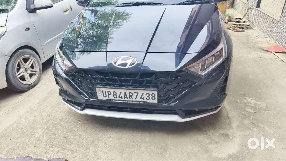 I20 Asta With Sunroof