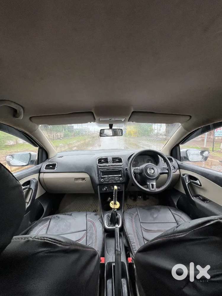 Volkswagen Polo 2013 Car