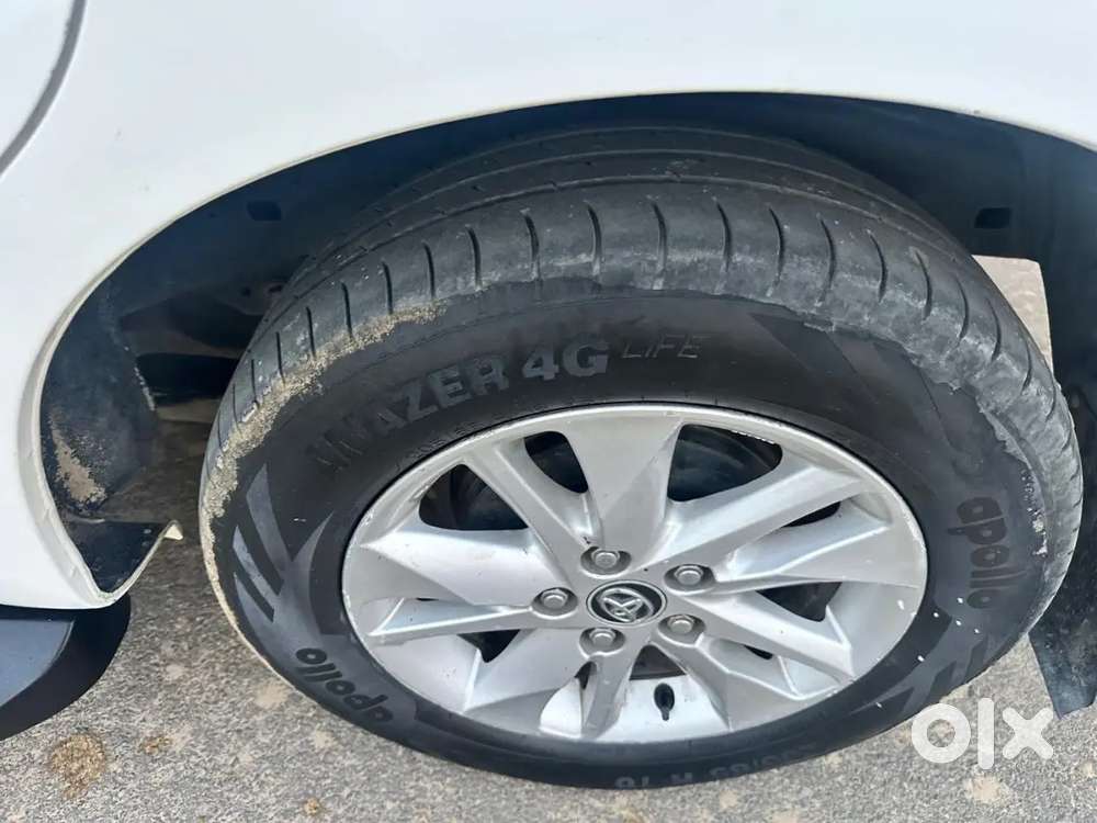 Toyota Innova Hycross 2019