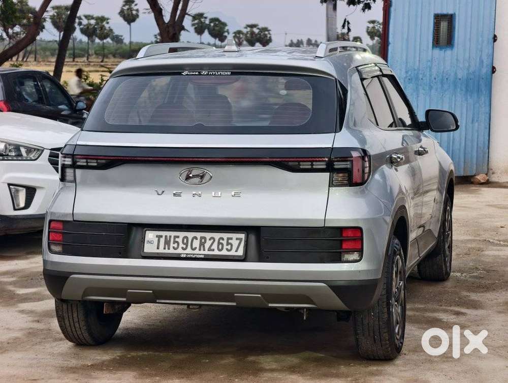 Hyundai Venue 1.2 S (o), 2023, Petrol