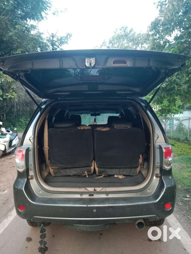 Toyota Fortuner 3.0 4x2 Mt, 2010, Diesel