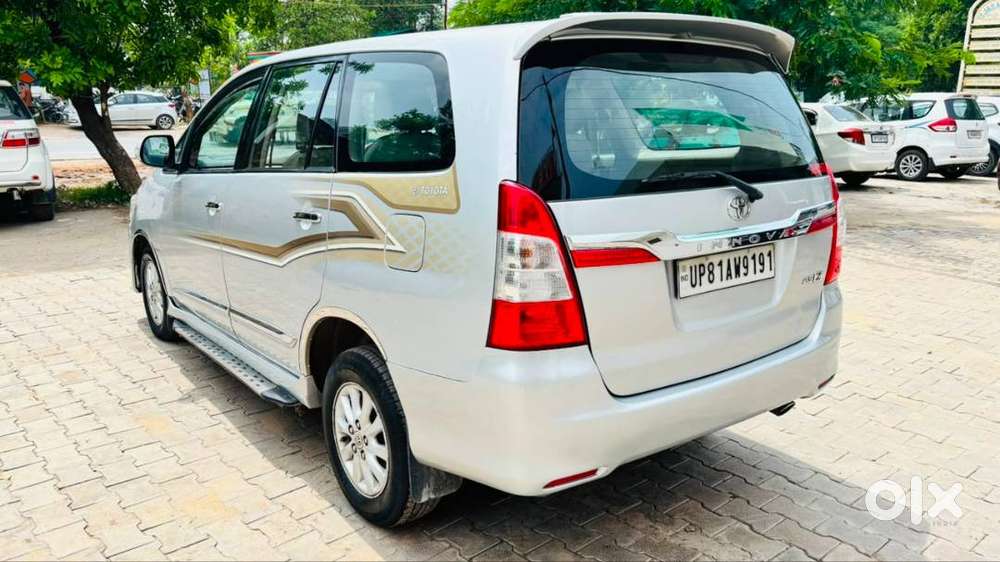 Toyota Innova 2013  Full Toyota Service History  Excellent Condition