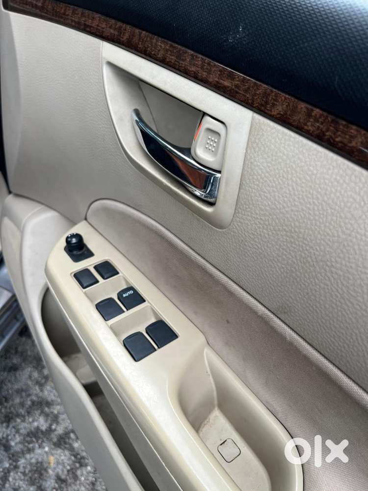 Maruti Suzuki Swift Dzire Vdi Bsiv, 2013, Diesel