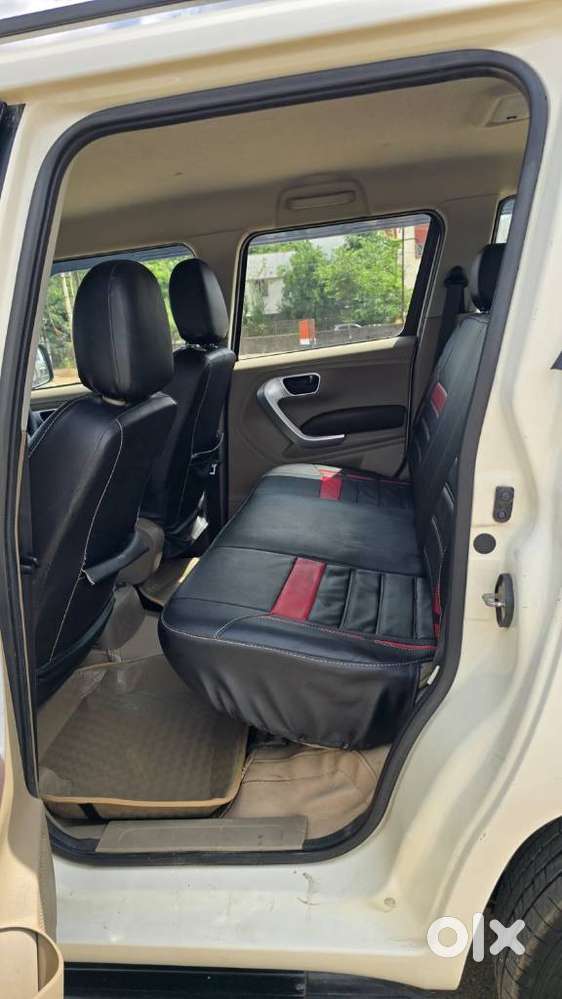 Mahindra Tuv 300 Mhawk100 T8, 2018, Diesel