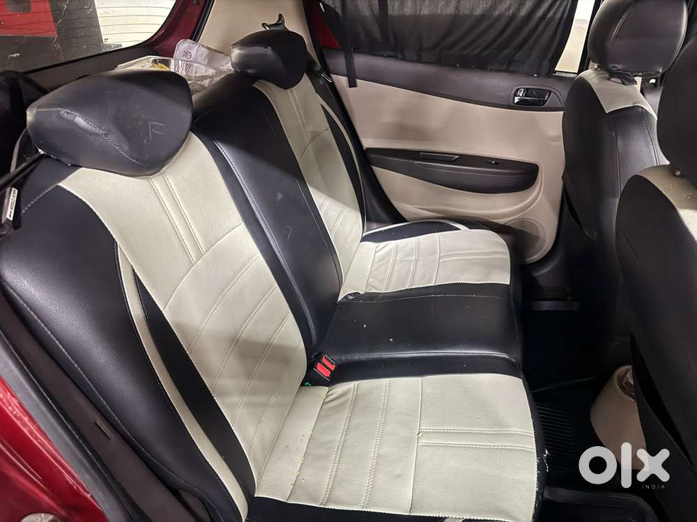 Hyundai I20 Petrol Manual 2010 Year