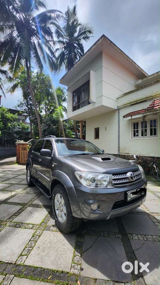 Toyota Fortuner Diesel 2010
