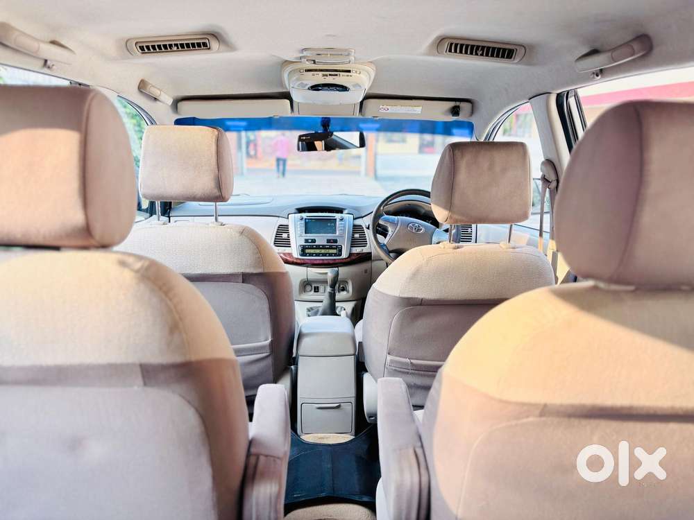 Toyota Innova 2.5 V 7 Str, 2012, Diesel