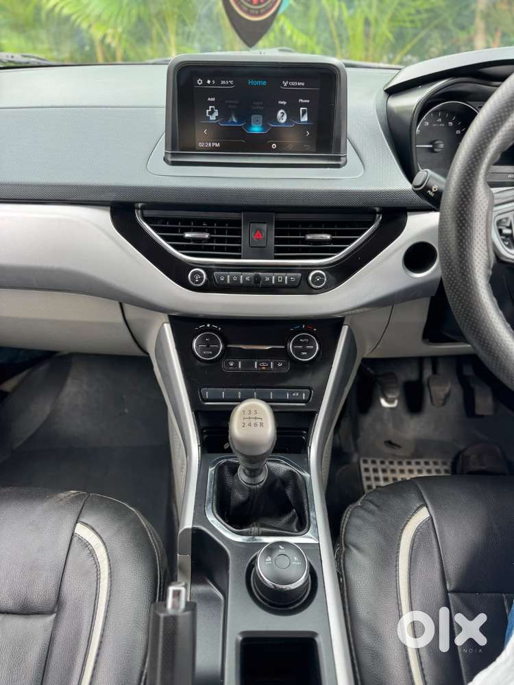 Tata Nexon 1.2 Revotron Xz, 2019, Petrol
