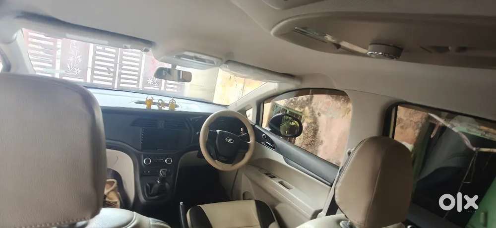 Mahindra Marazzo 2023