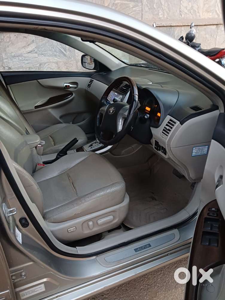 Toyota Corolla Altis 1.8 J, 2013, Cng & Hybrids