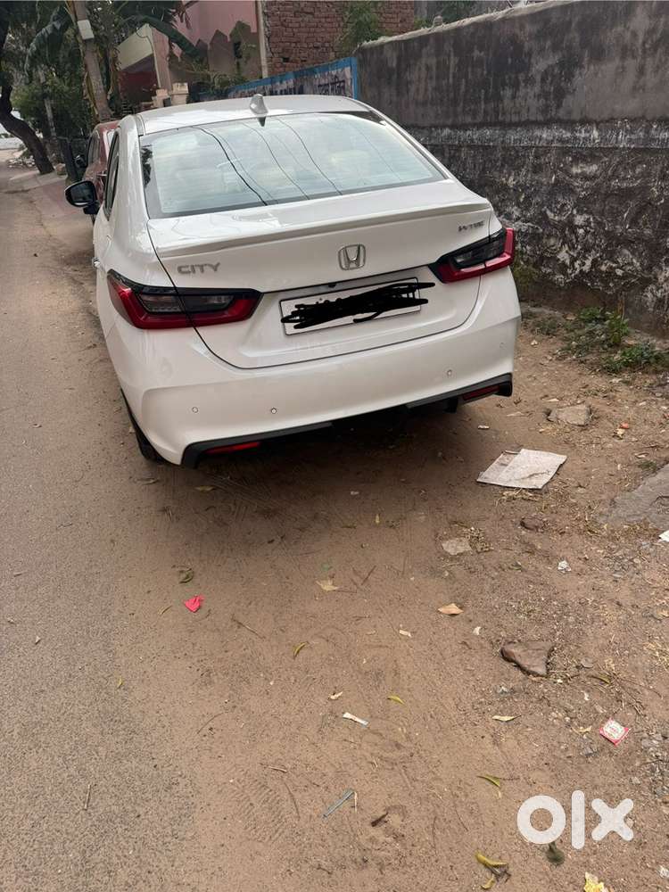 Honda City Zx 2024 Petrol 15000 Km Driven