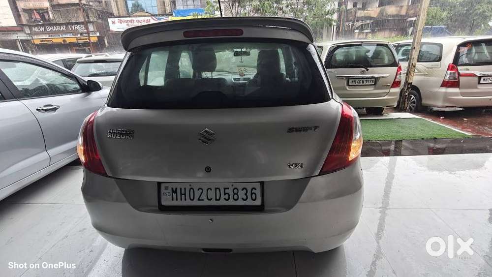 Maruti Suzuki Swift Vxi Bsiv, 2011, Cng & Hybrids