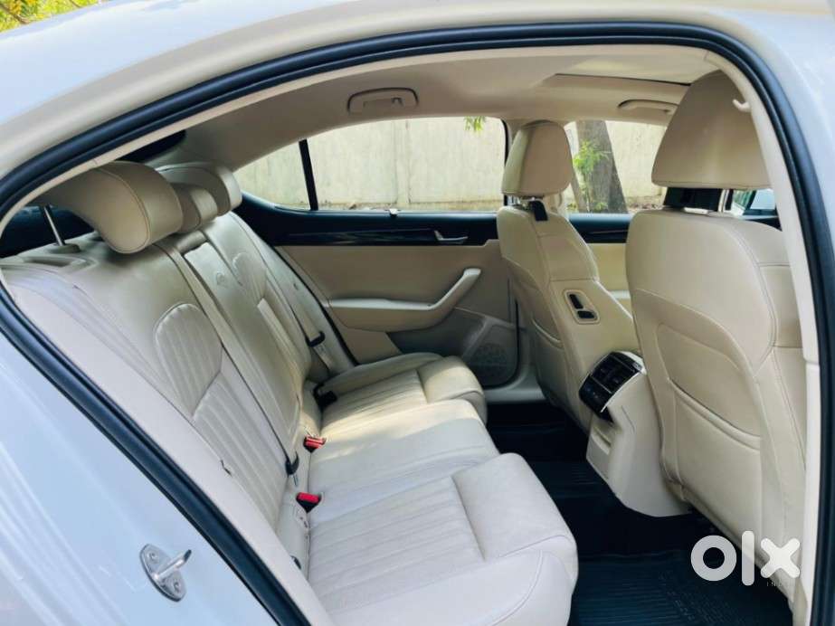 Skoda Superb 2.0 L&k Tsi At, 2019, Petrol