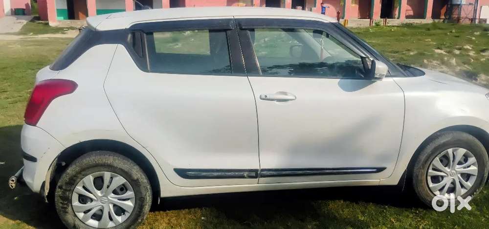 Maruti Suzuki Swift 2022 Petrol 93500 Km Driven
