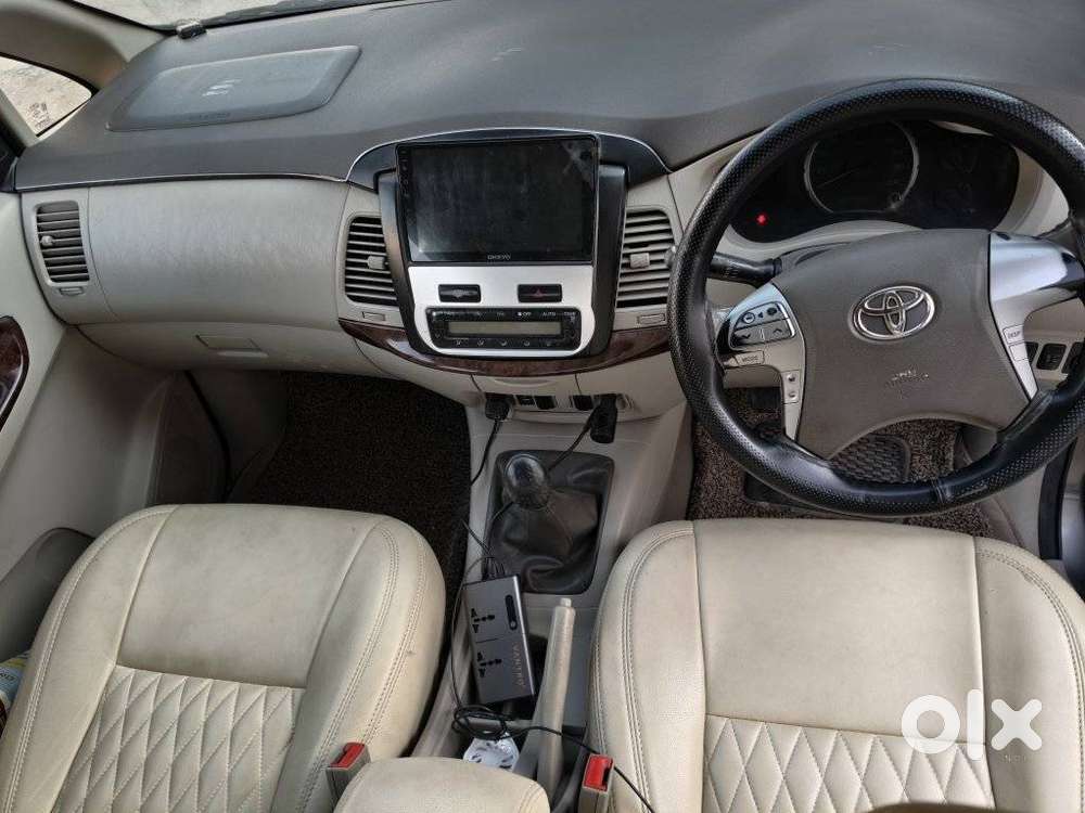 Toyota Innova [2013-2016] 2.5 V Diesel 7 Str, 2012, Diesel