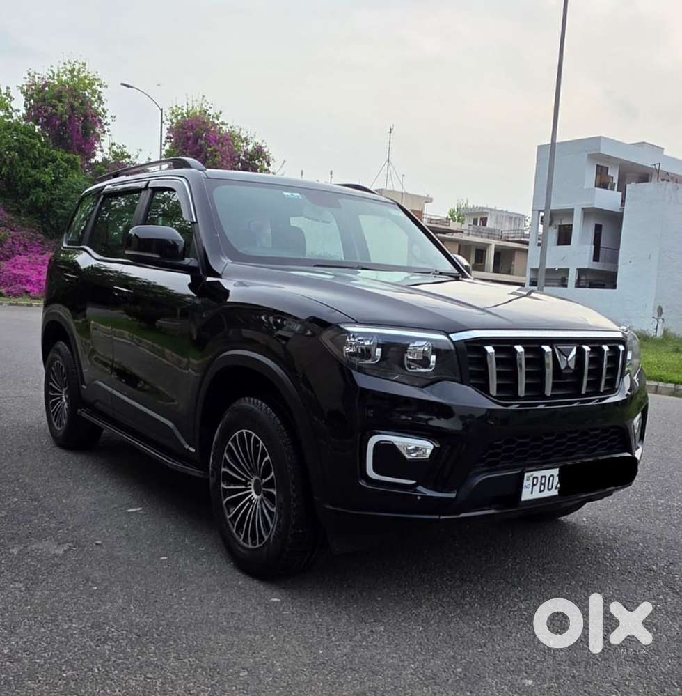 Mahindra Scorpio N Z4 Diesel At 2wd 7 Str [2022], 2025, Diesel