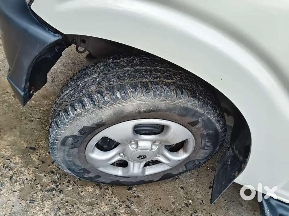 Mahindra Diesel 2014 Car