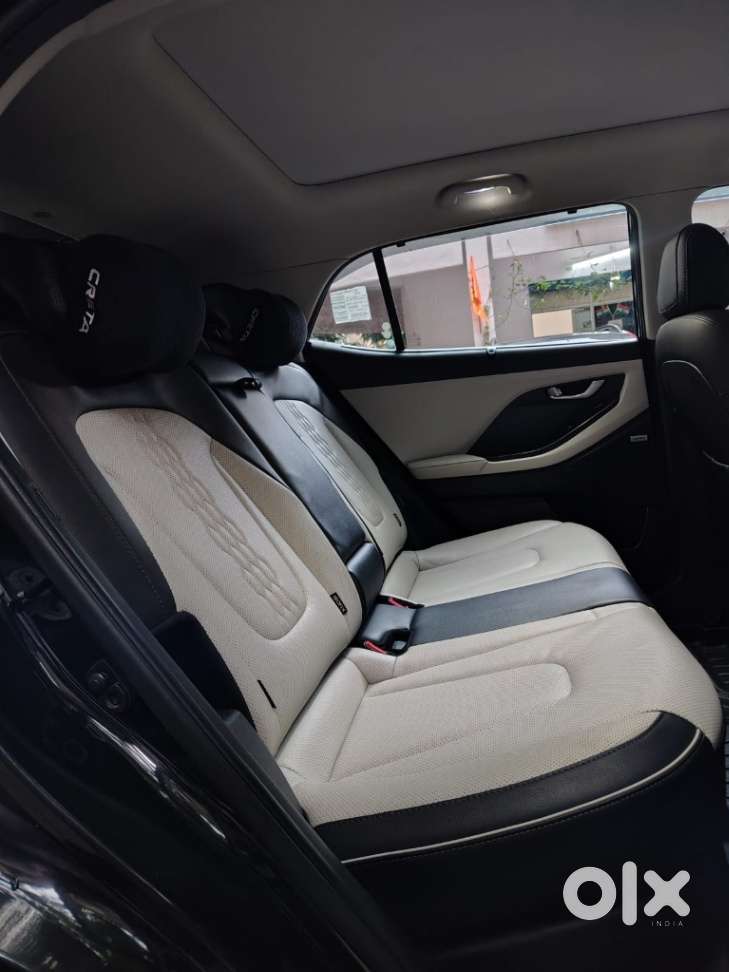 Hyundai Creta Sx (o) 1.5 Petrol Cvt Knight Dual Tone, 2021, Petrol