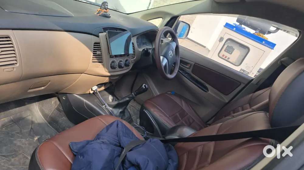 Innova For Sale With New Leatherite Interior And Bucket Seat Cover
