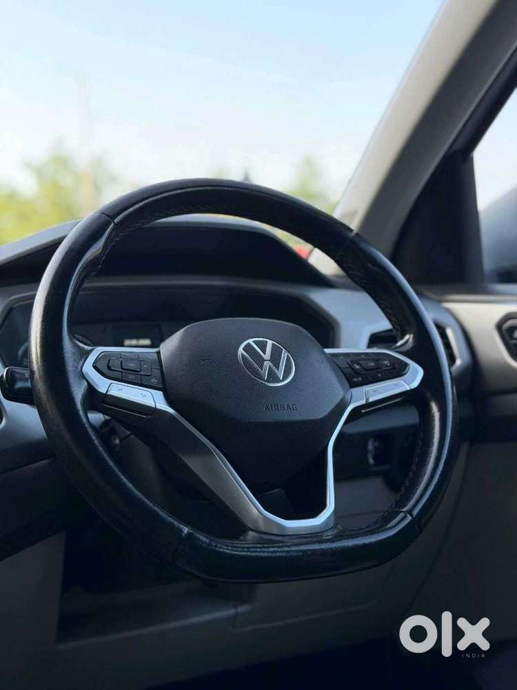 Volkswagen Taigun 1.0 Tsi Highline At, 2022, Petrol