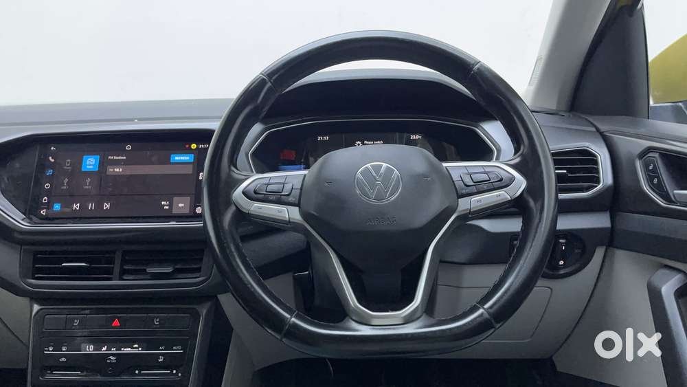 Volkswagen Taigun Topline 1.0 Tsi Mt (electric Seats), 2021, Petrol