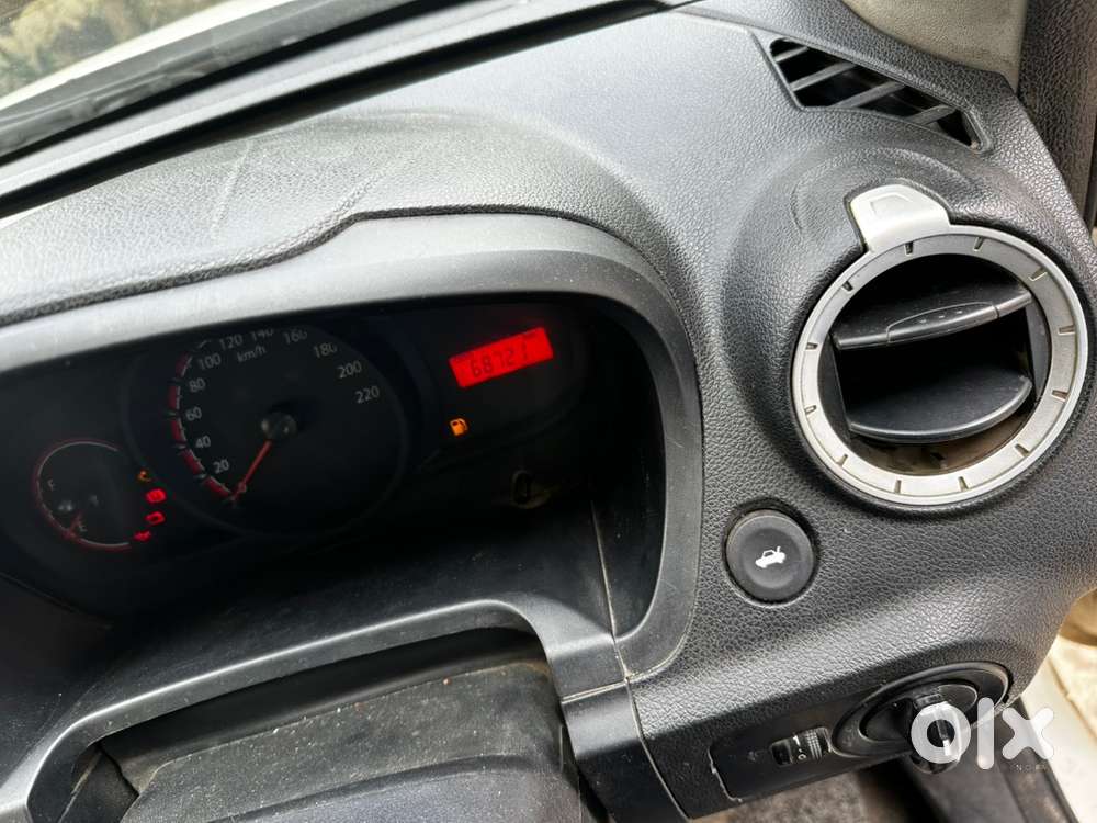 Ford Figo Petrol 2014