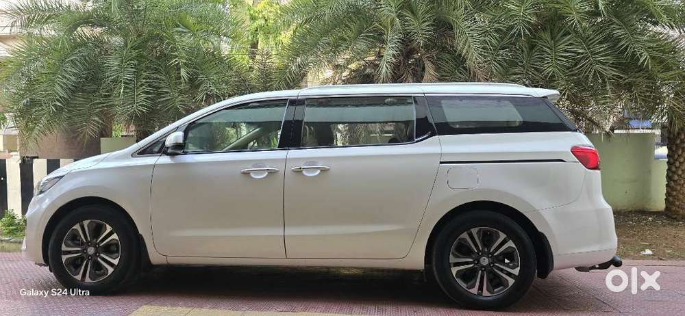 Kia Carnival Prestige 9 Str, 2020, Diesel