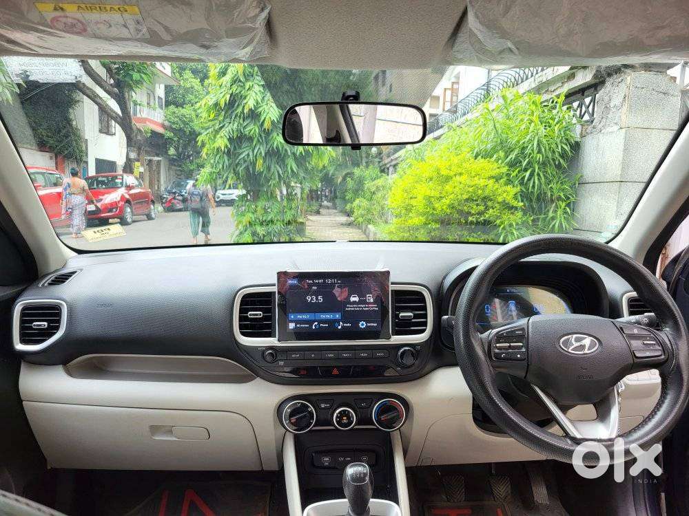 Hyundai Venue S 1.2 Petrol, 2023, Petrol
