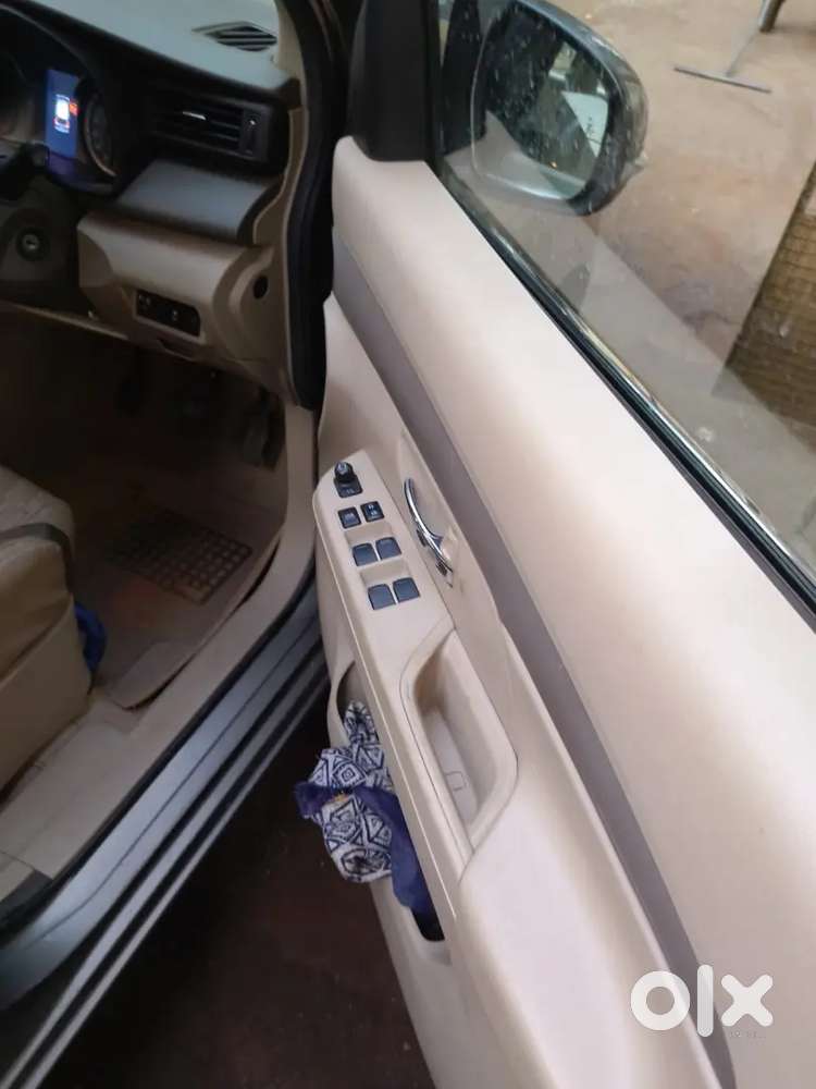 Maruti Suzuki Ertiga 2023 Cng & Hybrids 84000 Km Driven