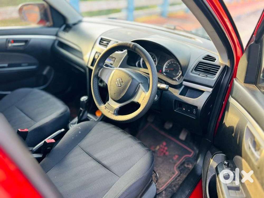 Maruti Suzuki Swift Vxi + Manual, 2012, Petrol