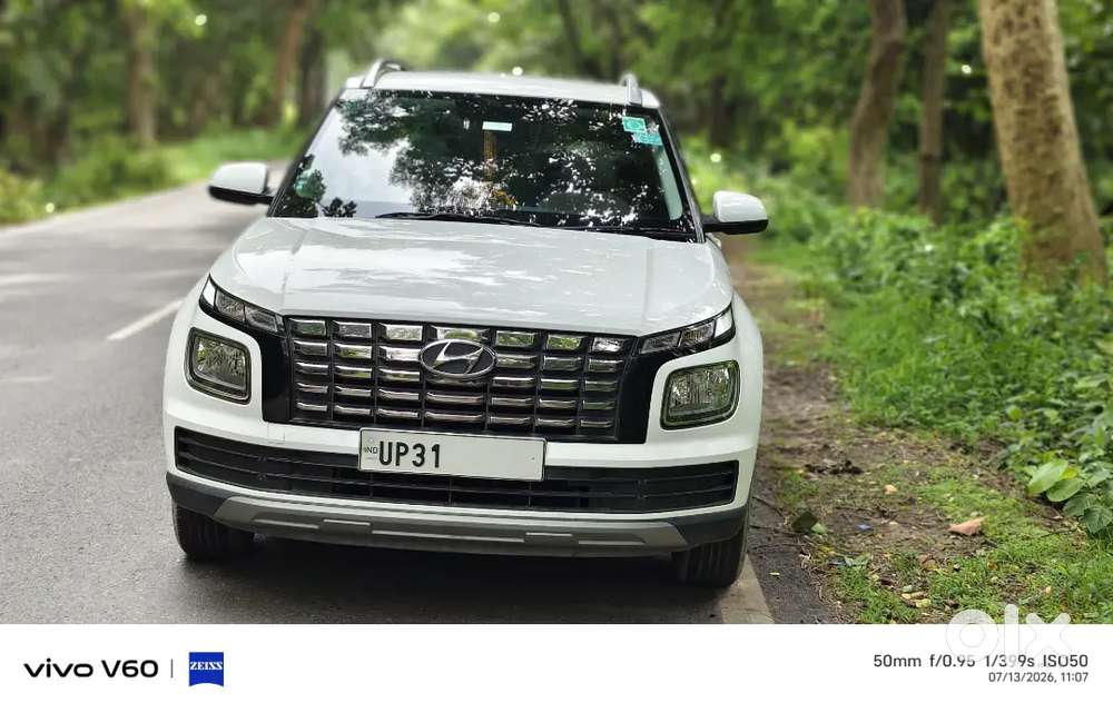 Hyundai Venue Petrol 2025 S (o)