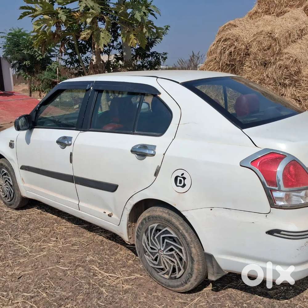 Maruti Suzuki Dzire Tour 2017