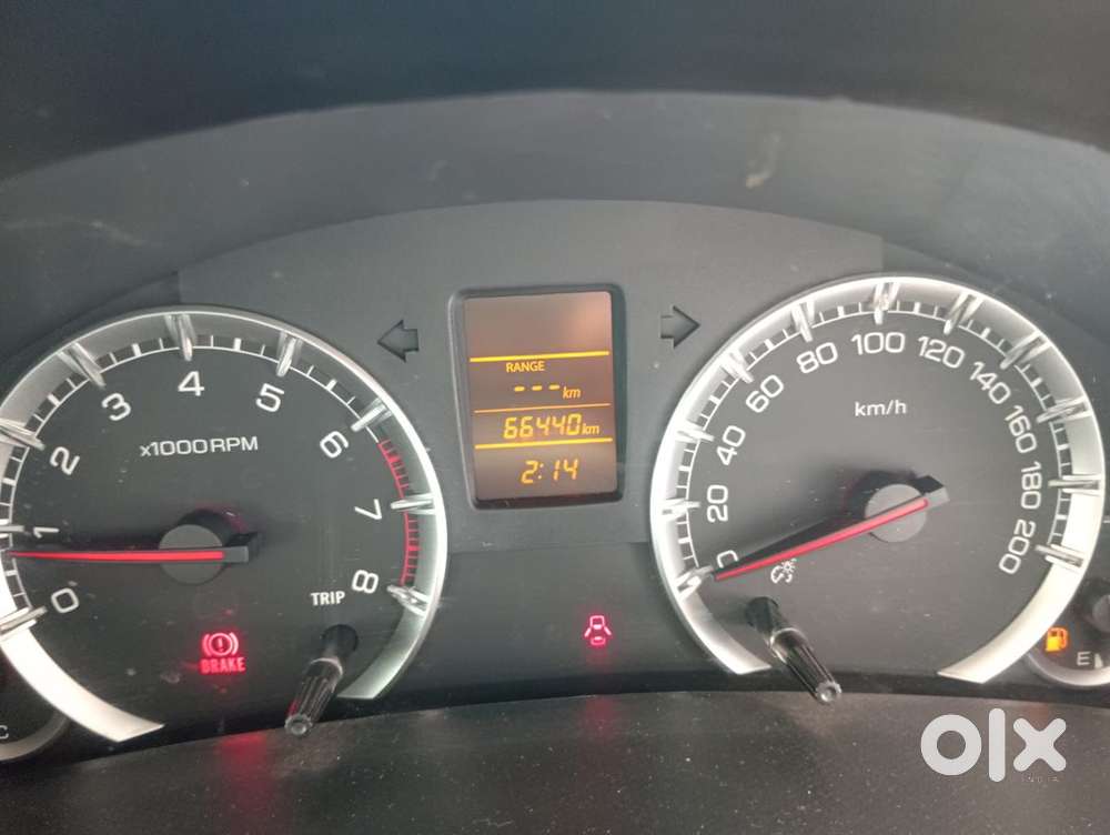 Suzuki Swift Vxi  2013  Petrol  Manual