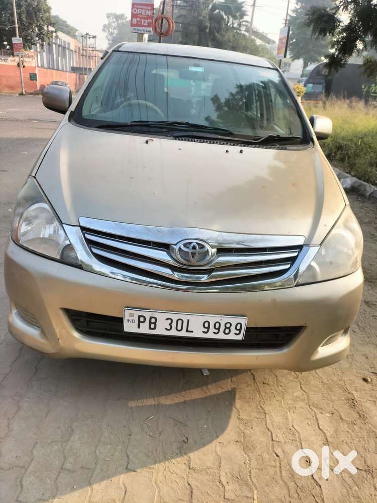 Toyota Innova, 2011, Diesel