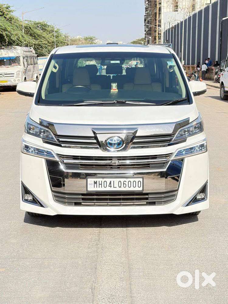 Toyota Vellfire 2.5 Hybrid, 2023, Petrol