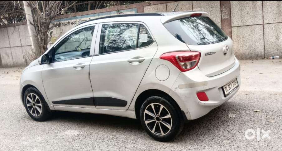 Hyundai Grand I10 Sportz, 2016, Petrol