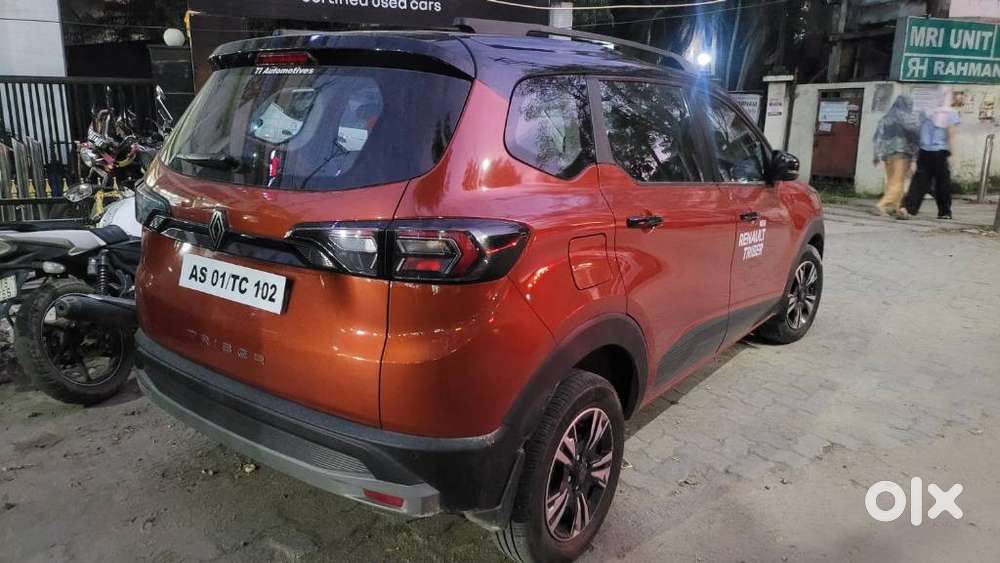 Renault Triber 1.0 Rxz Dual Tone, 2025, Petrol