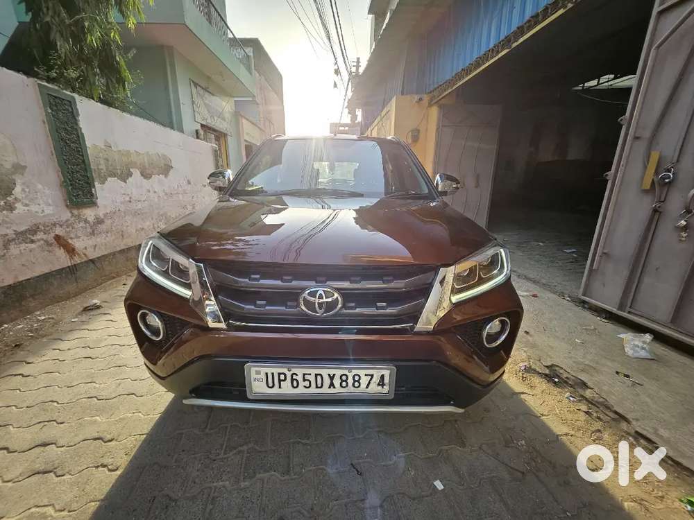 Toyota Urban Cruiser Top