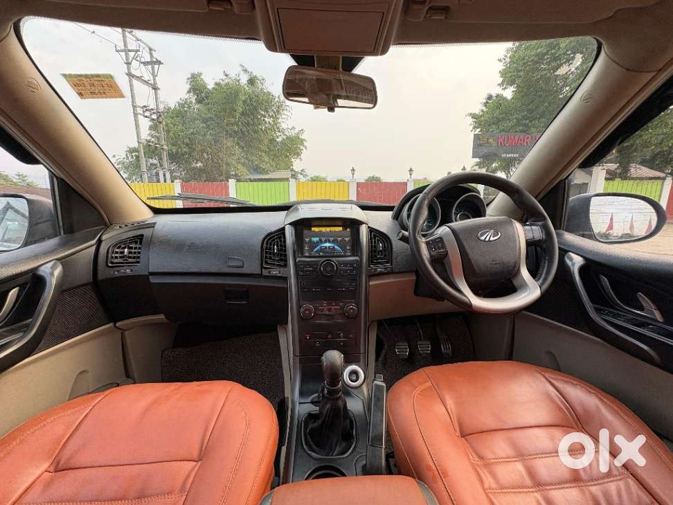 Mahindra Xuv500 2.2 W10, 2015, Diesel