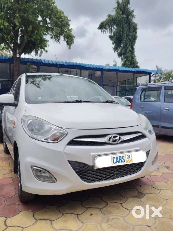 Hyundai I10 Sportz, 2014, Petrol