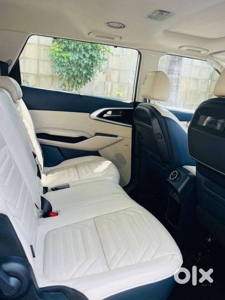 Kia Carens Luxury (o)1.5 Diesel At 7 Str, 2022, Diesel